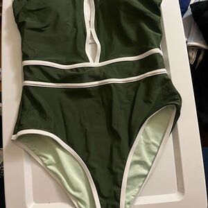Cupshe Green One Piece Swimsuit